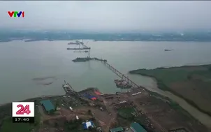 Xây 7 cầu vượt sông Hồng