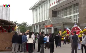 Về quê: Chợ Tết không đồng