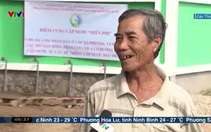 Cấp nước miễn phí giữa cao điểm hạn mặn