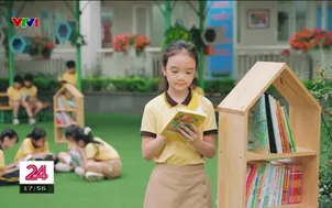 Những em nhỏ hăng say làm việc tốt dưới mái trường