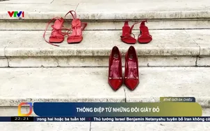 Thông điệp từ những đôi giày đỏ 