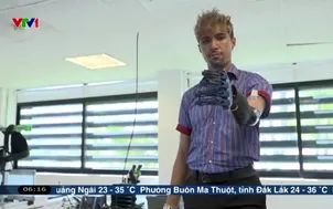 Cánh tay Robot đơn giản cho người khuyết tật