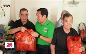 Những người chăm lo cho bệnh nhân chạy thận