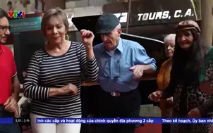 Câu lạc bộ khiêu vũ thắp sáng tuổi xế chiều