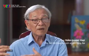 Phim tài liệu: Những viên gạch hồng