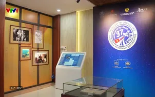 Nhật ký người Việt: Chuyến bay Liên hợp