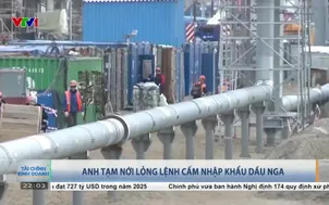 Anh tạm nới lỏng lệnh cấm nhập khẩu dầu Nga