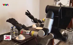 Robot học việc