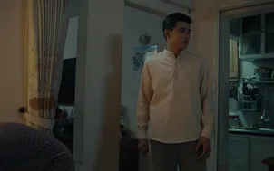 Dưới ô cửa sáng đèn - Tập 10: Sinh ngại ngùng bế Diệu khi cô say mèm