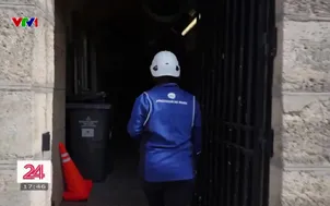 Sông Seine giải nhiệt Paris