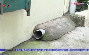 Hẻm ngập do không có cống thoát nước