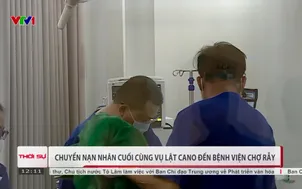Chuyển nạn nhân cuối cùng vụ lật cano đến bệnh viện Chợ Rẫy