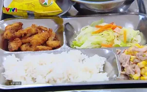 Công khai khay ăn học sinh, xử lý nghiêm vi phạm
