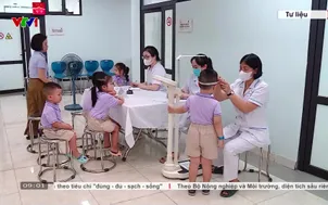 Hà Nội: Khám sức khỏe miễn phí cho trẻ em