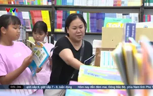 Bảo đảm cung ứng đầy đủ sách giáo khoa trước ngày 30/8