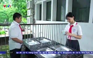 Hà Nội đầu tư nhà vệ sinh, nước sạch cho trường học