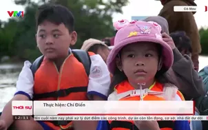 Hỗ trợ học sinh vùng sông nước đến trường