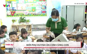 Mời phụ huynh ăn cơm cùng con