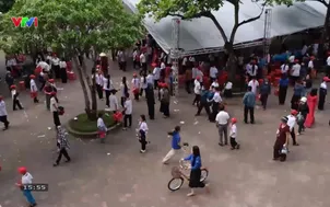 	Cùng em đến trường:  Khi yêu thương đến trường
