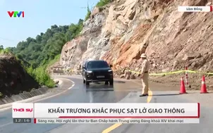 Khẩn trương khắc phục sạt lở giao thông