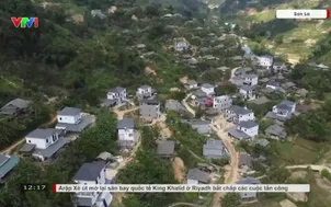 Chưa thể rời nhà dù sạt lở cận kề
