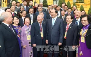 Thực hiện tốt phương châm lấy con người làm trung tâm trong Y tế dự phòng
