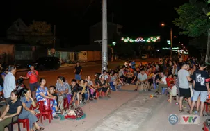 VTV Cup 2018: Người hâm mộ Hà Tĩnh trắng đêm chờ mua vé trận chung kết