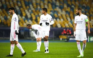 Champions League: Real Madrid đứng trước nguy cơ bị loại giống Man Utd