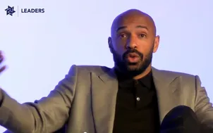 Thierry Henry: VAR đã giết chết sự thú vị của các trận đấu