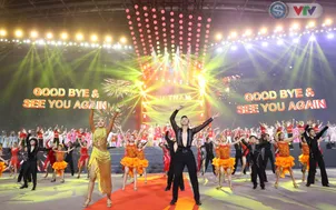 ẢNH | Lễ bế mạc SEA Games 31 ngập tràn âm nhạc và màu sắc văn hóa
