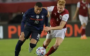 Mbappe phải xuất trận để giải cứu đội tuyển Pháp