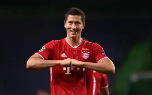 Lewandowski tuyên bố với Bayern Munich rằng mình muốn gia nhập Barcelona
