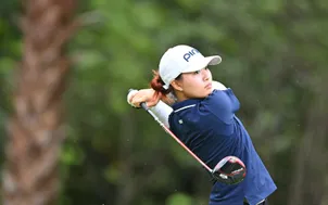 Ngắm bóng hồng xinh đẹp Chúc An trên sân golf