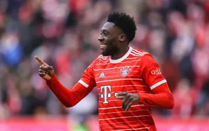 Nhiều ông lớn muốn có Alphonso Davies