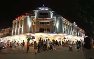 Làm thế nào để "thắp sáng" du lịch đêm?