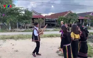 Sự sống diệu kỳ: Mạch dân ca nơi vùng đất thấp