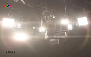 Nghĩ - Buồn - Cười: Ai là chị đại?