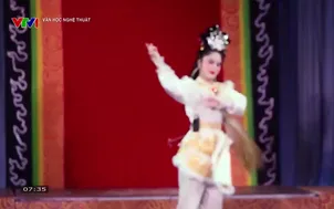 Văn học nghệ thuật: Về nơi đất võ trời văn