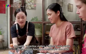 Xin chào, Việt Nam: Bánh cam - Món ăn vặt tuổi thơ