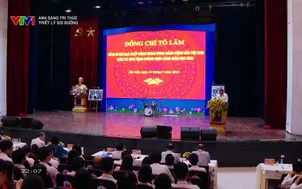 Ánh sáng tri thức: Triết lý soi đường