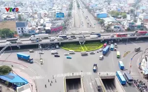 Phóng sự: Đường trên cao Tp. Hồ Chí Minh - Khó cũng phải làm