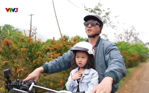 Cha con vạn dặm: 		Đi để hiểu con