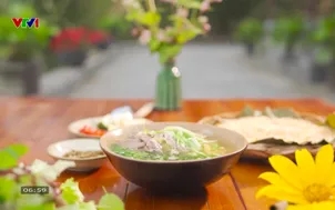 V - Việt Nam: Phở ngô - Hà Giang