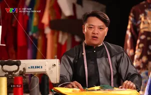 V - Việt Nam: Áo dài ngũ thân Huế