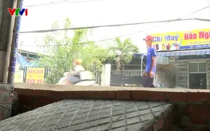 Lo lắng vì đường cao hơn nhà