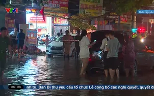 Người dân Thái Nguyên chạy lụt trong đêm