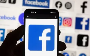 Vì sao hàng loạt hội nhóm Facebook tại Việt Nam bị khóa?