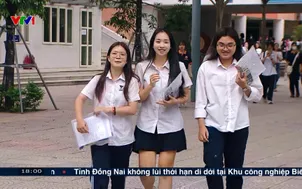 Hoàn thành môn Ngữ Văn, Toán thi tốt nghiệp trung học phổ thông