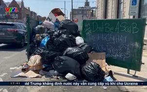 Rác thải chất đống tại Philadelphia, Mỹ do đình công