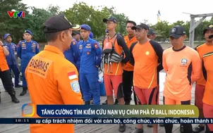 Tăng cường tìm kiếm cứu nạn vụ chìm phà ở Bali, Indonesia